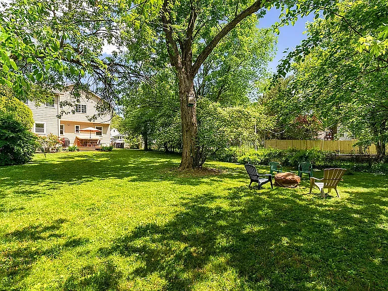 2918 Monroe Pl — Photo 42