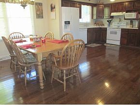 5th image of 1309 Brookton Dr