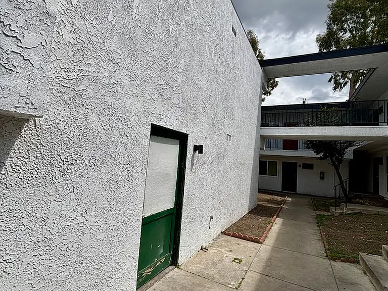 10635 Sherman Grove Ave — Photo 41