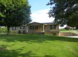 Robinson Chapel Rd, Sparta, TN 38583