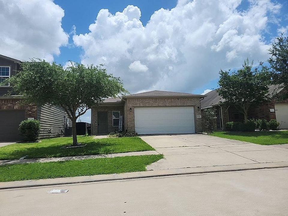 1st image of 5726 Pampus Prairie Rd