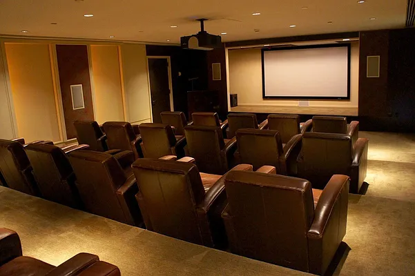 Rented by Metropolis Real Estate of Manhattan | media 55