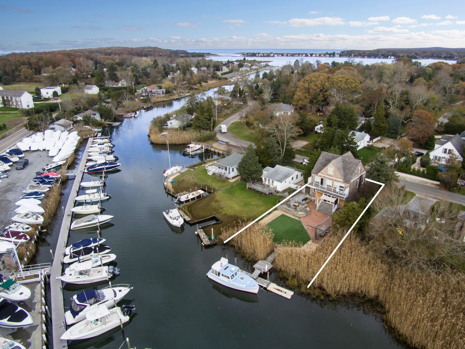 61 Shore Rd, Southampton, NY 11968 Out East
