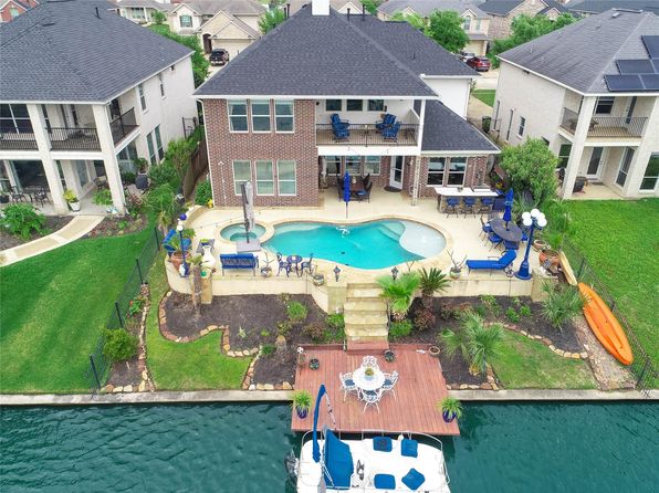 17931 Harbour Bridge Point Dr, Cypress, TX 77429