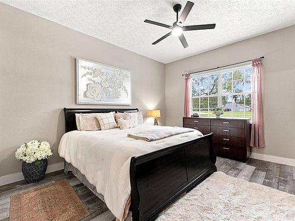 13540 Knotty Lane listing photo 6