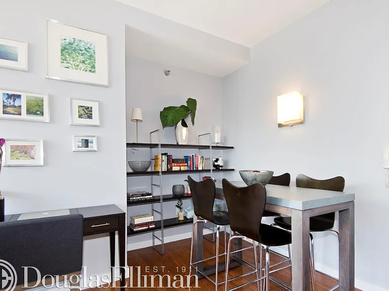 48-15 11th St #11C — Photo 5