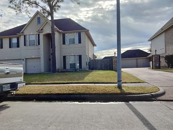 2nd image of 3605 Knotty Pine Cir
