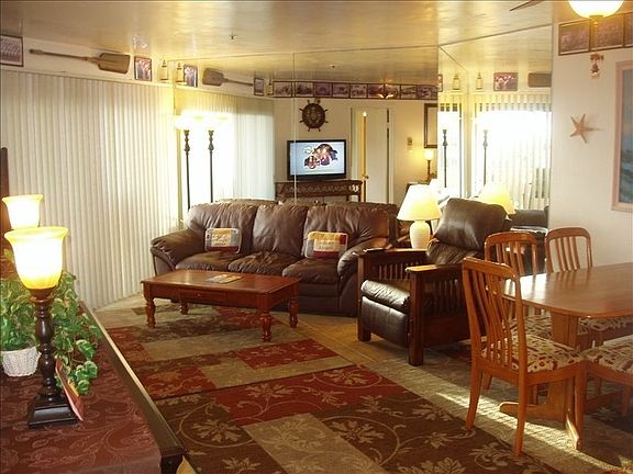 2nd image of 4465 Ocean Blvd Unit 5