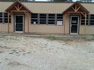 411 Hurst St, Center, TX 75935