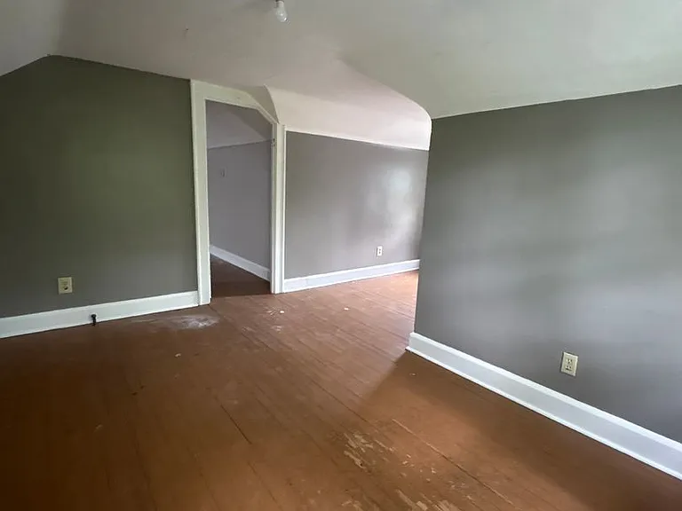 2179 Edgewood Rd — Photo 12