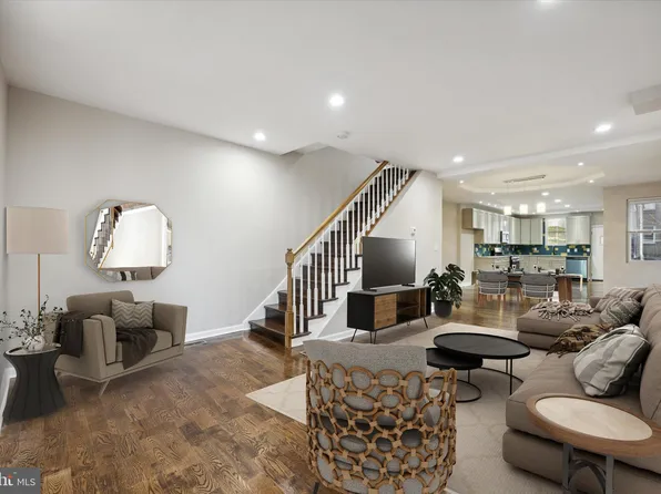 5333 Arlington St, Philadelphia, PA 19131