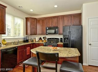 25116 Neptune Ter, Chantilly, VA 20152