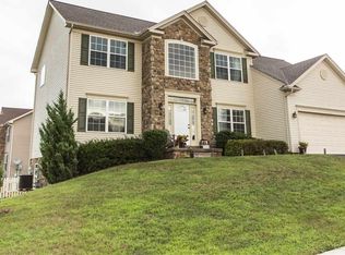2155 Carriage Run, York, PA 17408