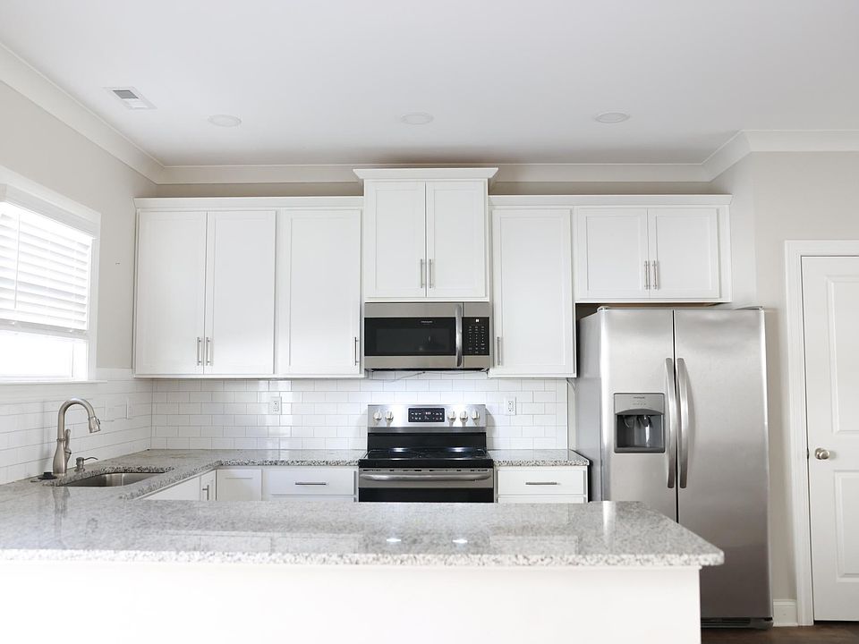 1st image of 5009 Belmont Crossing Dr
