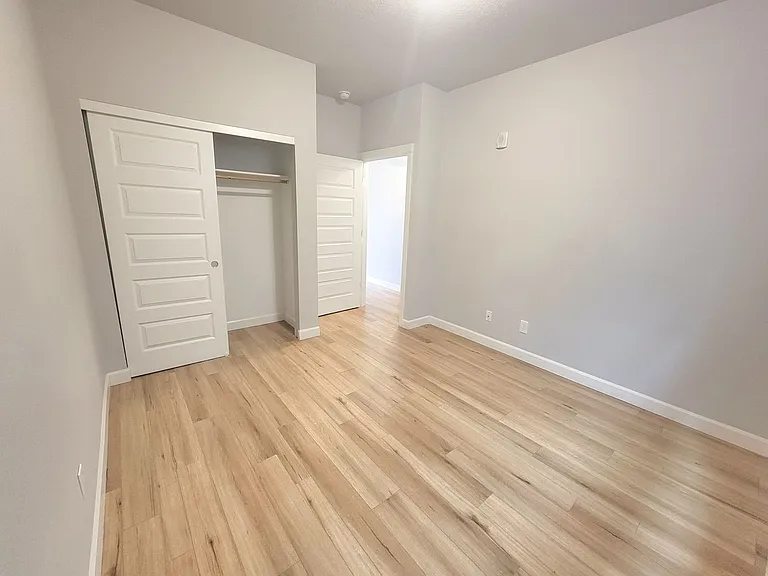 J0459 - Stafford St. Apartments — Photo 24