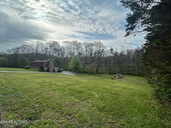 4th image of 1325 Groseclose Rd