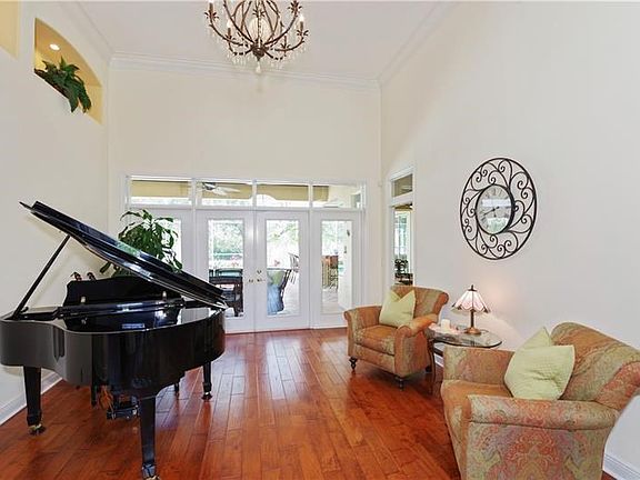 Formal Living Room with French Doors to Lanai