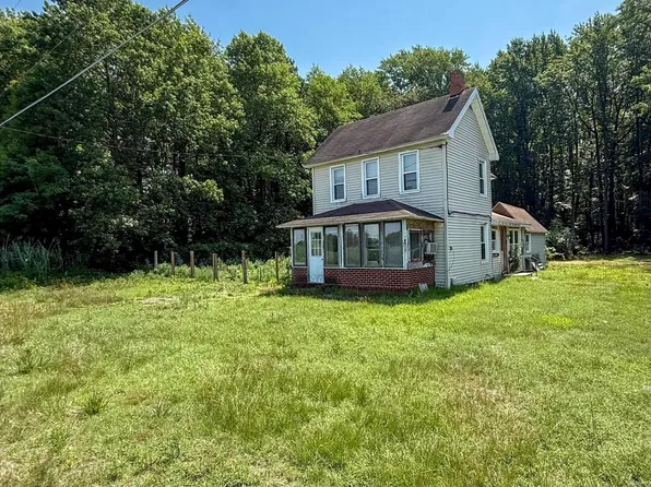 688 Carpenter Bridge Rd, Harrington, DE 19952