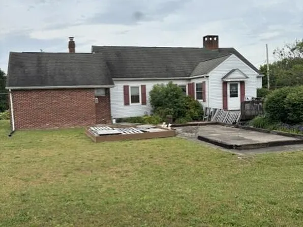 118 Seven Points Rd, Sunbury, PA 17801