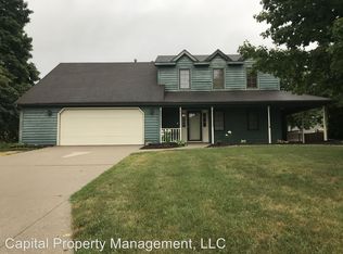 10101 Schuyler Ct, Fort Wayne, IN 46804