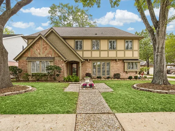 16418 Clearcrest Dr, Houston, TX 77059