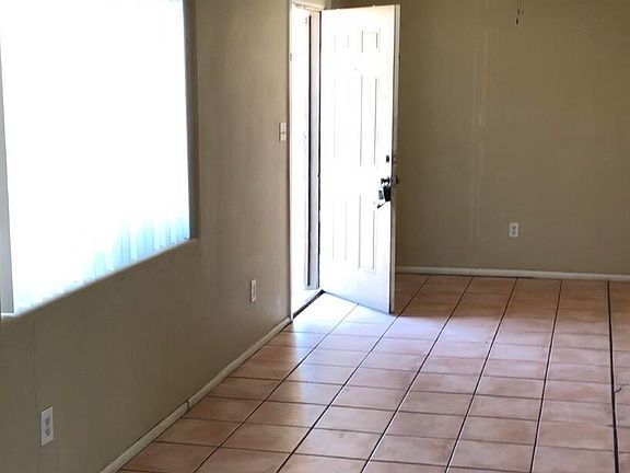 4th image of 1235 E WOOD Street