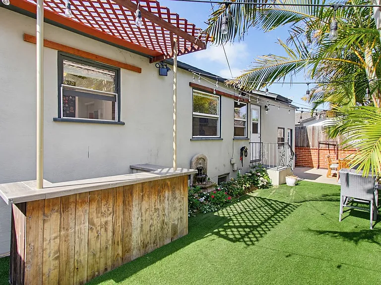 1973 Pacific Beach Dr — Photo 23