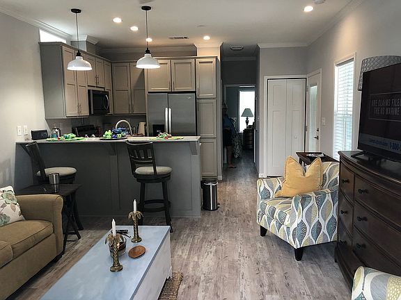 2nd image of 3223 N Lockwood Ridge Rd #160