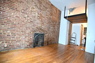 Rented by Manhattan Spaces