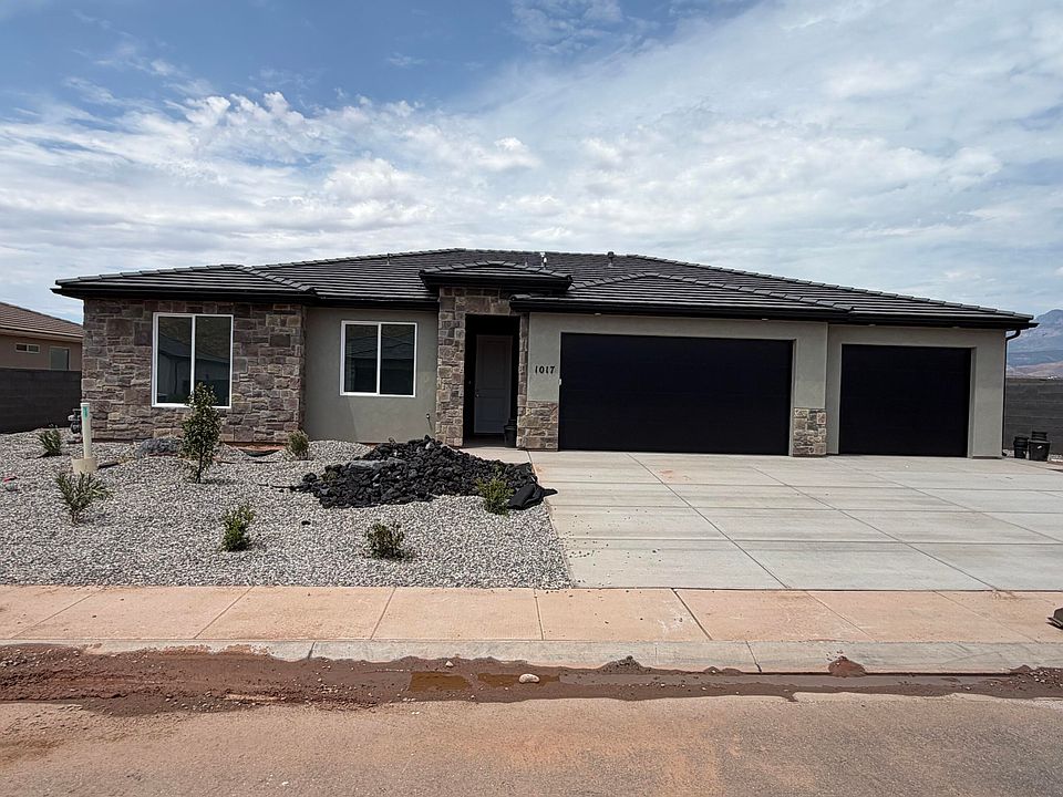 1st image of 1017 N 20 W