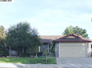 282 Wildberry Dr, Brentwood, CA