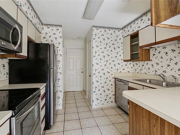 5th image of 503 Audubon Trce #503