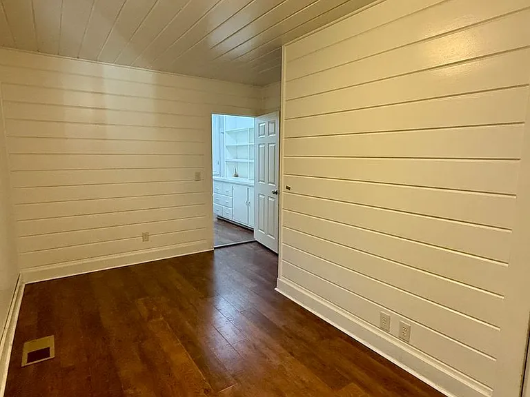 1570 Nord Ave — Photo 11