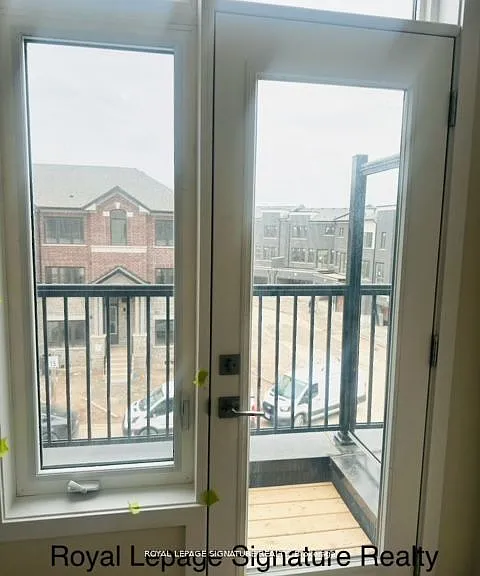1322 Kobzar Dr — Photo 2