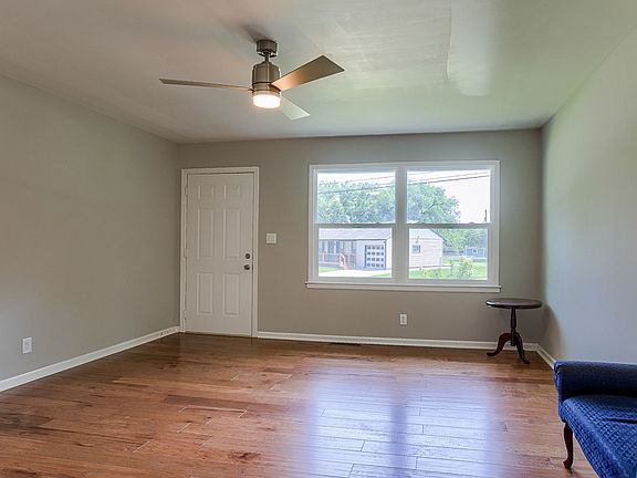 Front/living room