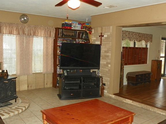 4th image of 108 Cummings Ln