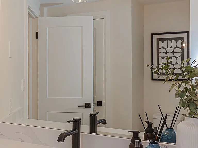5 Selkirk Cres — Photo 9