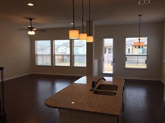 4th image of 1400 Little Elm Trl Unit 1410