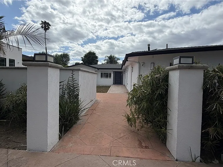 5855 Shirley Ave — Photo 23