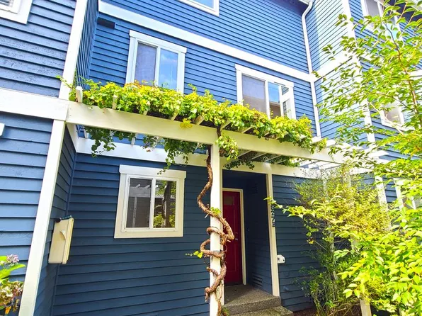 6527B 35th Ave NE, Seattle, WA 98115
