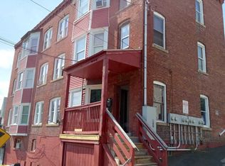 121 Lounsbury Street, Waterbury, CT 06706