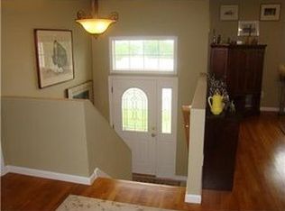 59 Hunters Run, North Providence, RI 02904