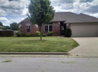 510 W Osage St, Clever, MO 65631