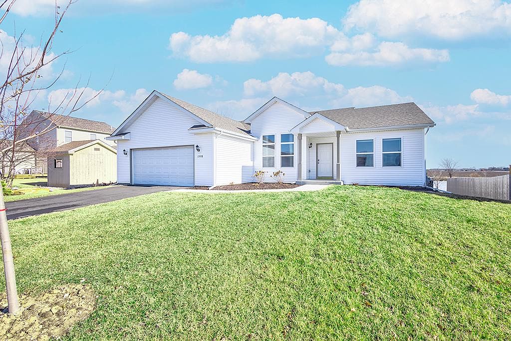 1578 Parkside Dr, Belvidere, IL 61008 Zillow