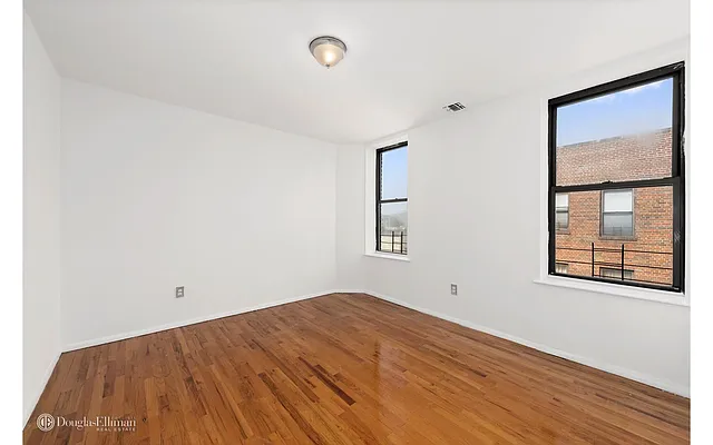 Rented by Douglas Elliman | media 19