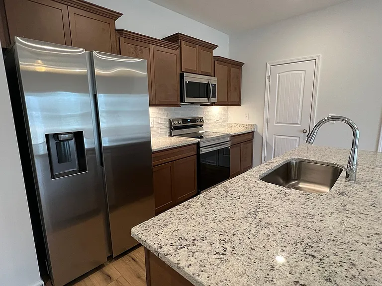 967 Horse Mountain Rd #8C — Photo 12