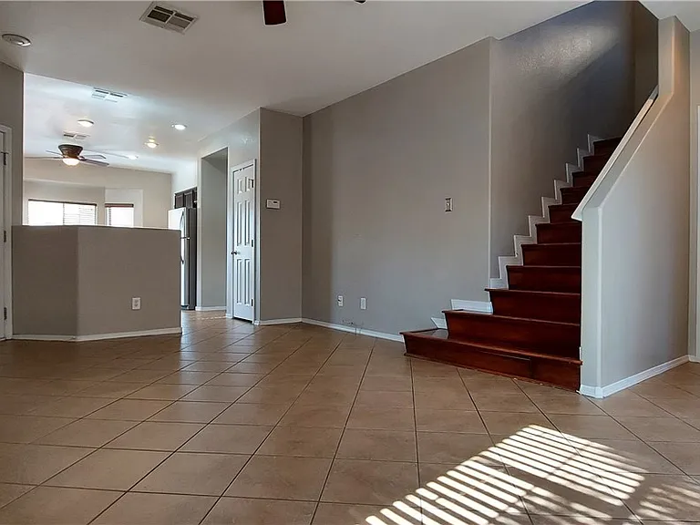 10613 Golden Aspen Ct — Photo 4