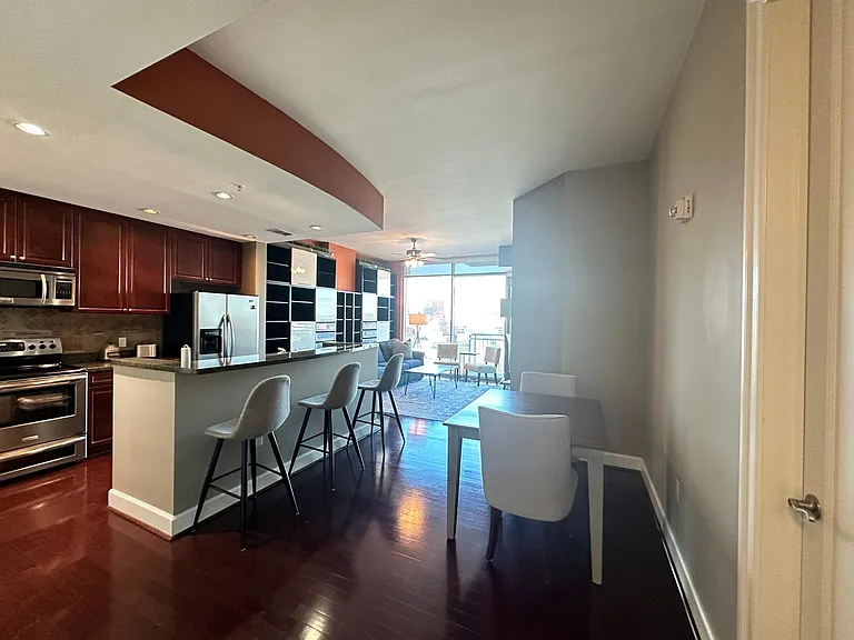 301 Virginia St #1409 — Photo 4