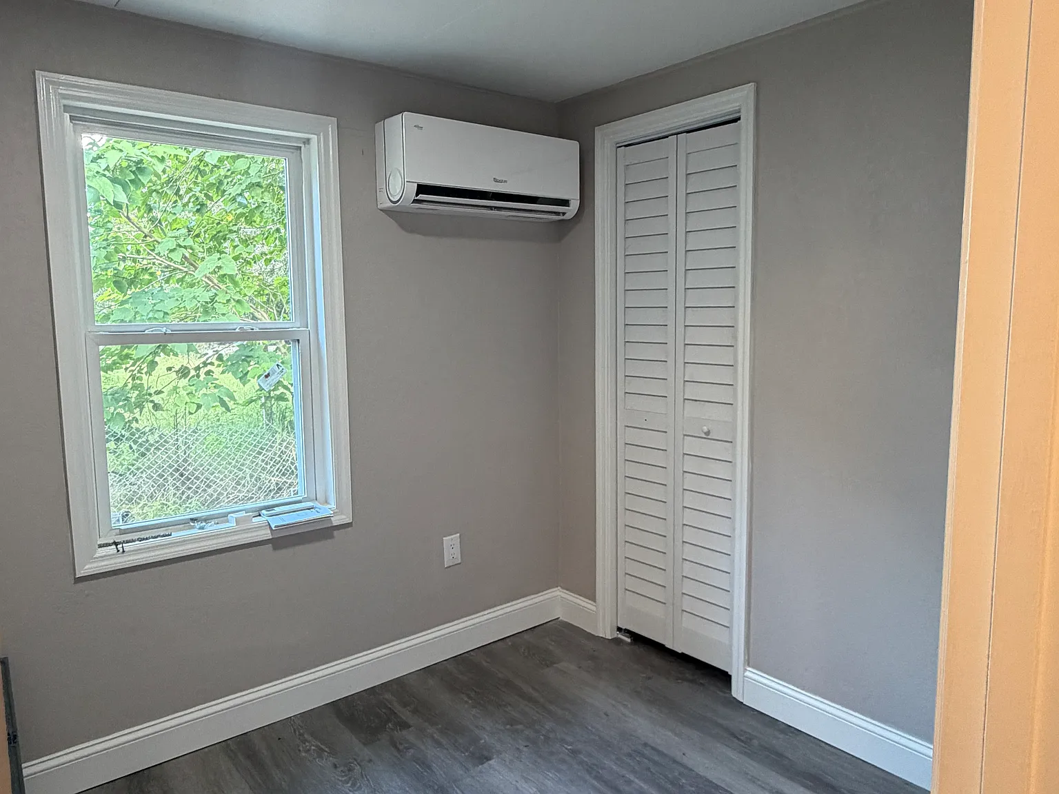 2 bed, $1,300 — Photo 3