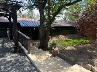 292 Gresham St, Ashland, OR 97520